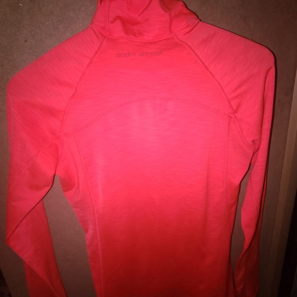 Hot pink cool gear - Picture 1 of 2